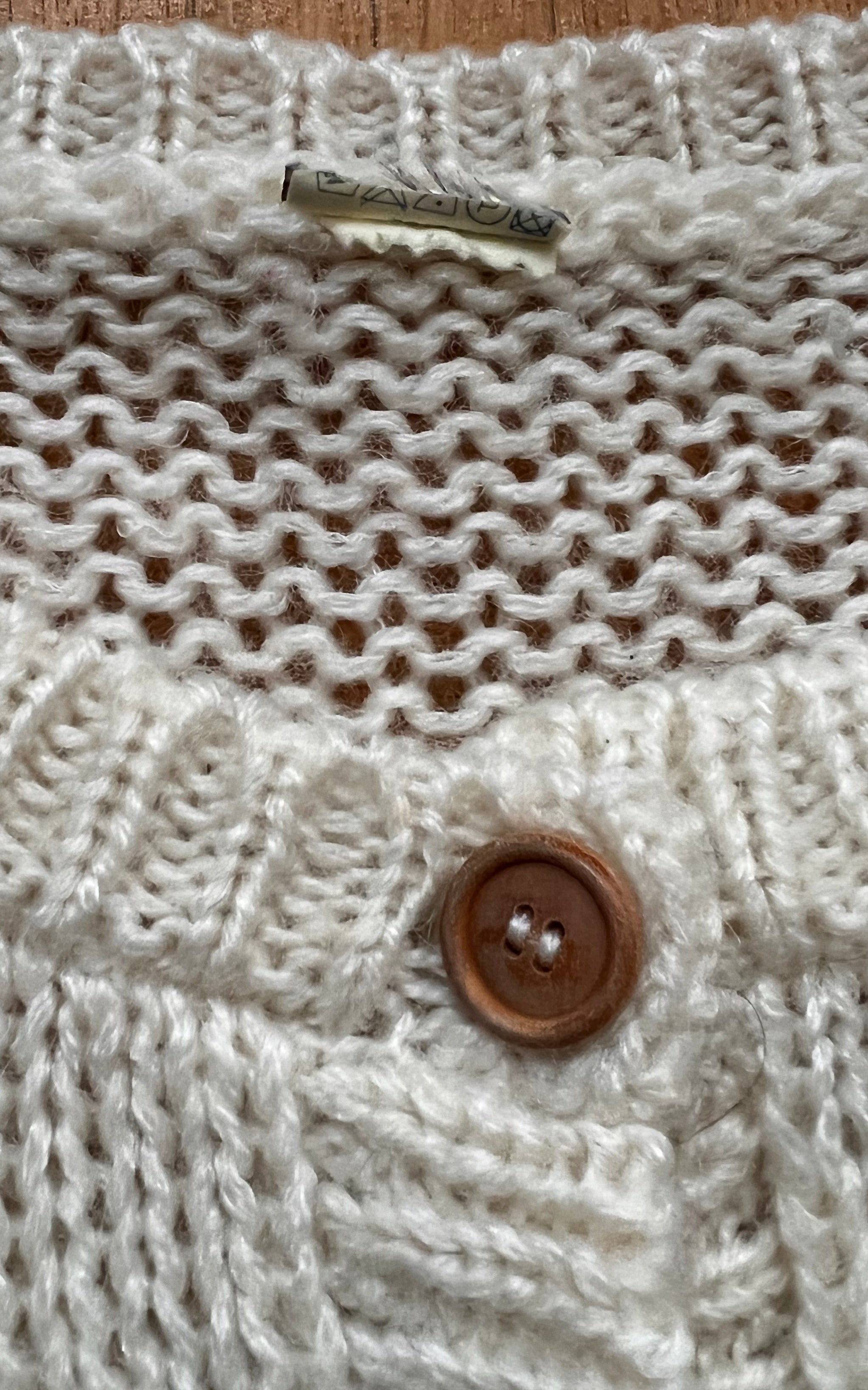 Cardigan vintage fatto a mano in pecora