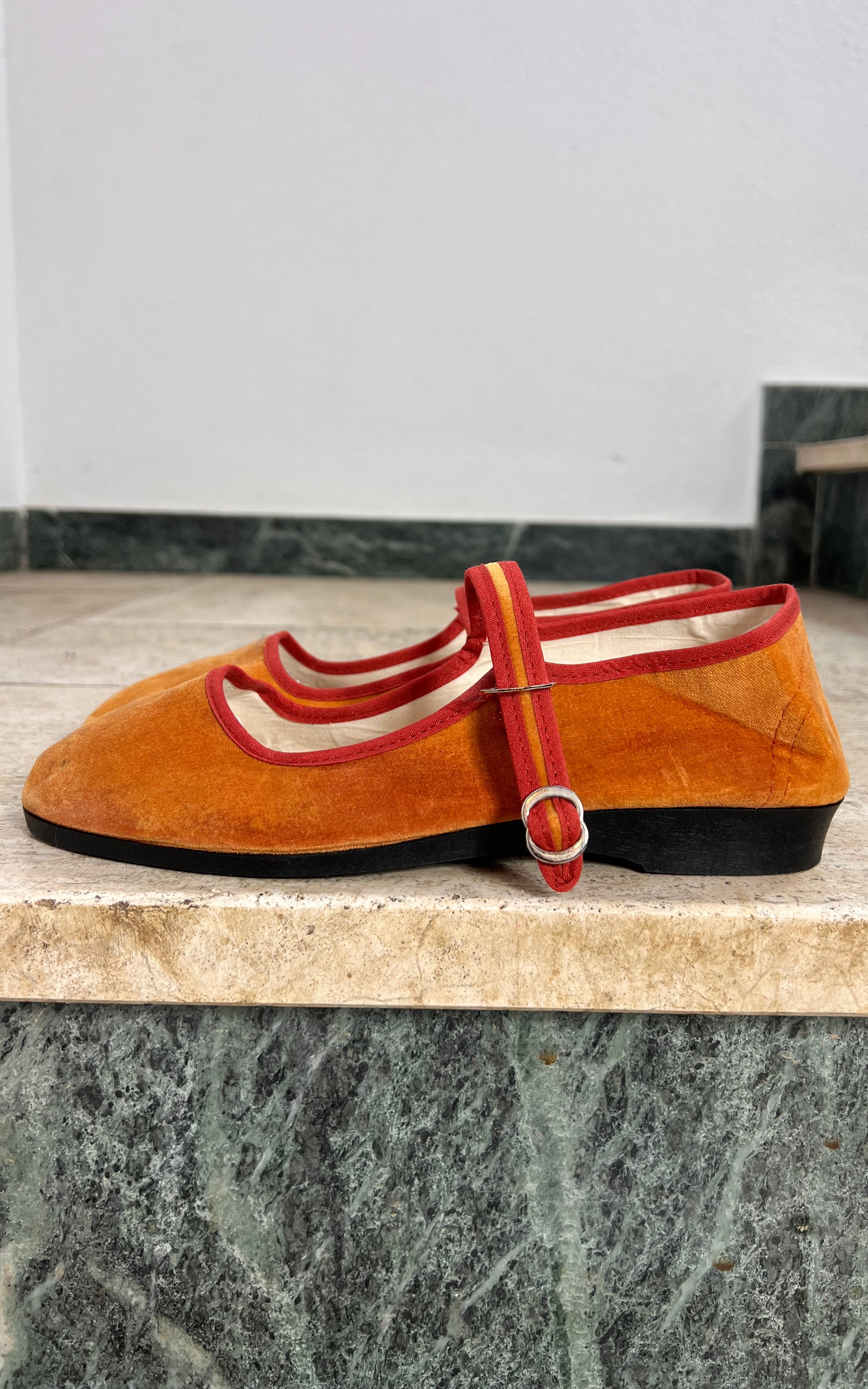 Vintage 90s Velvet Chinese Ballet Flats 40