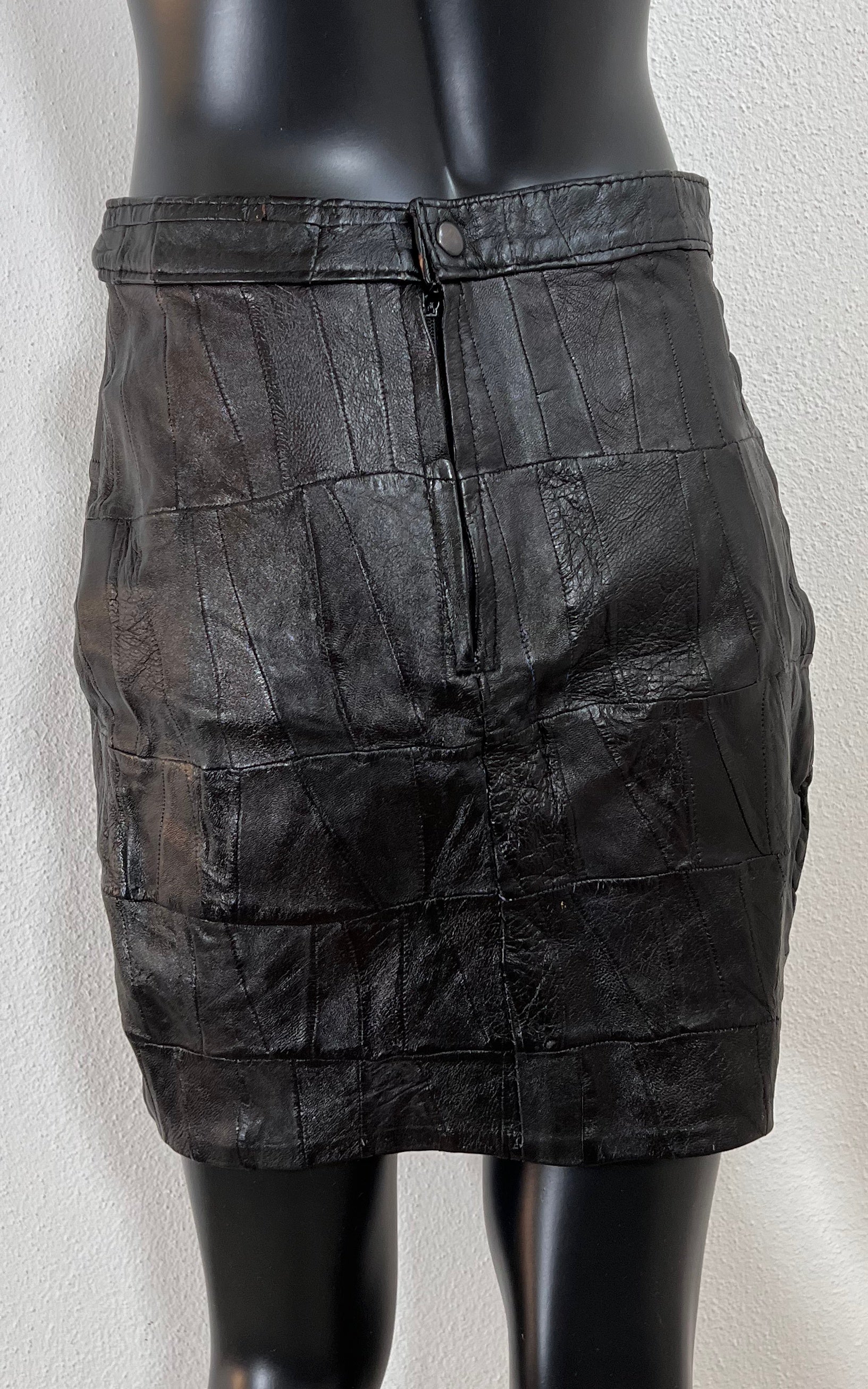 Minigonna in pelle vintage