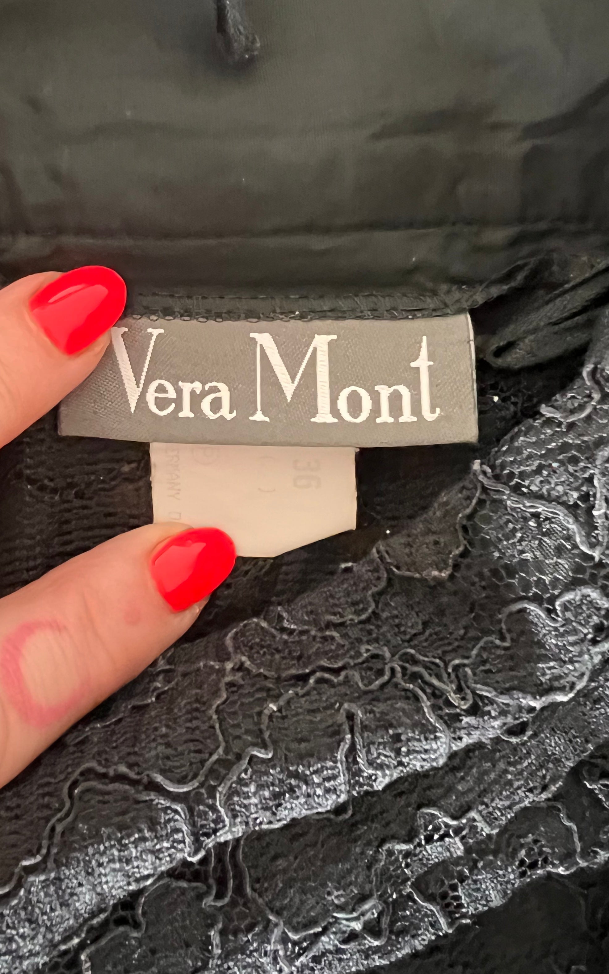 Pantaloni vintage in pizzo trasparente Vera Mont