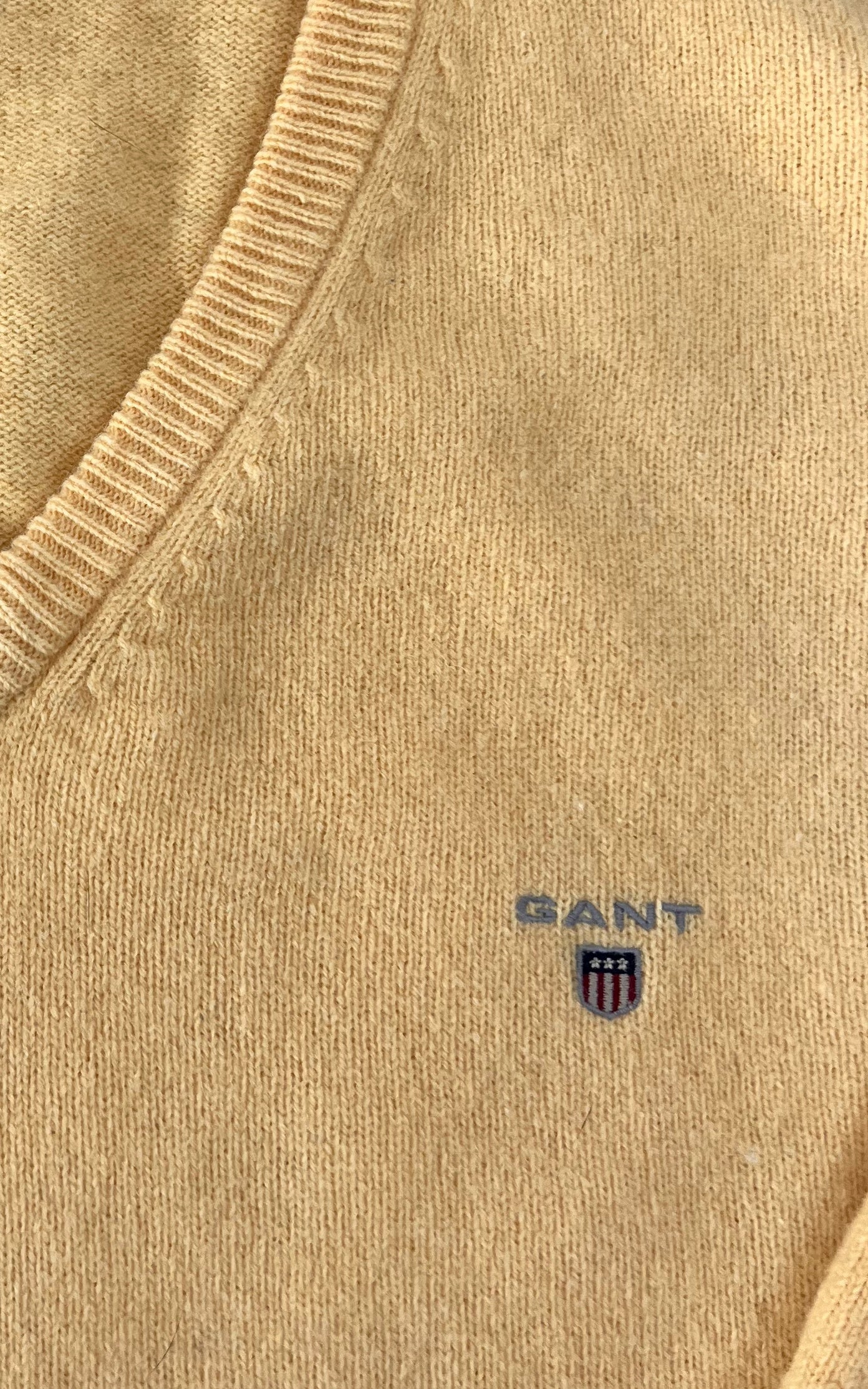 Vintage MENS GANT 100% Lambswool V-Neck Sweater – Size XL