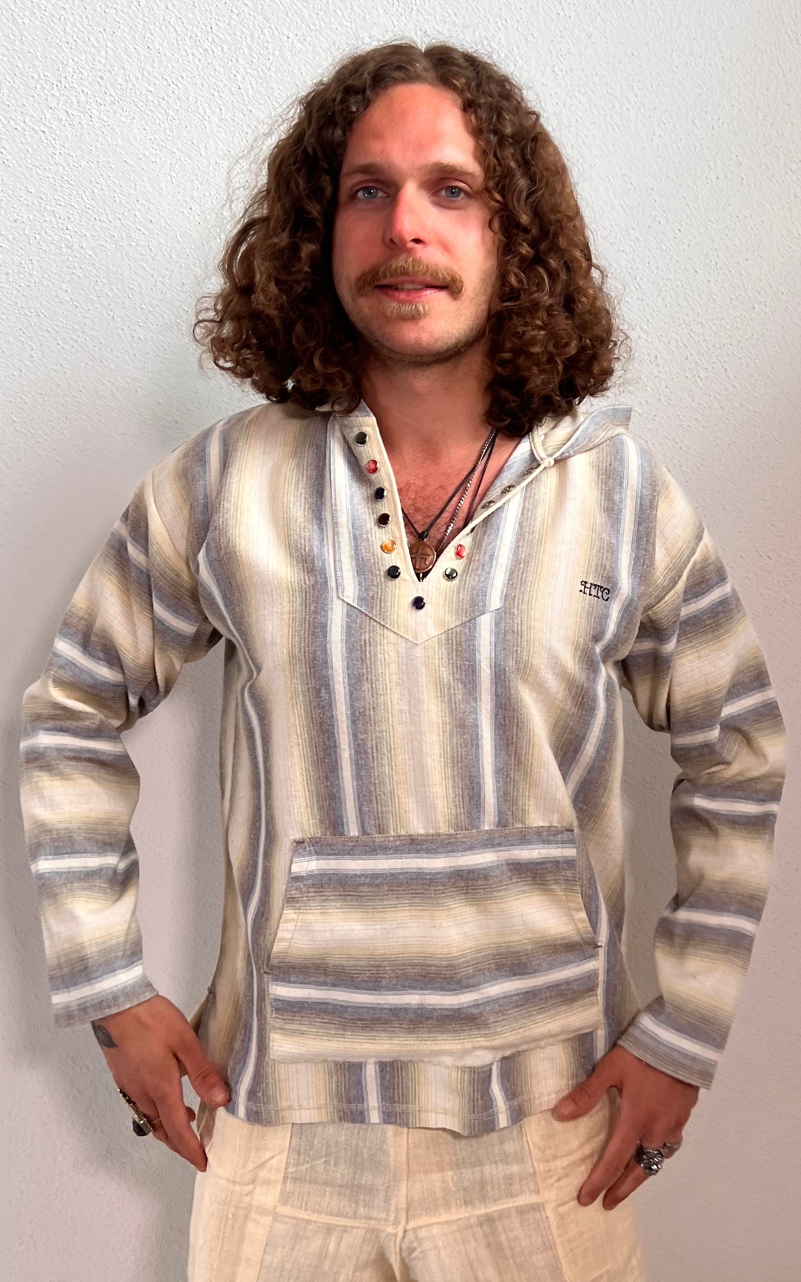 Maglietta con cappuccio vintage da uomo anni '90