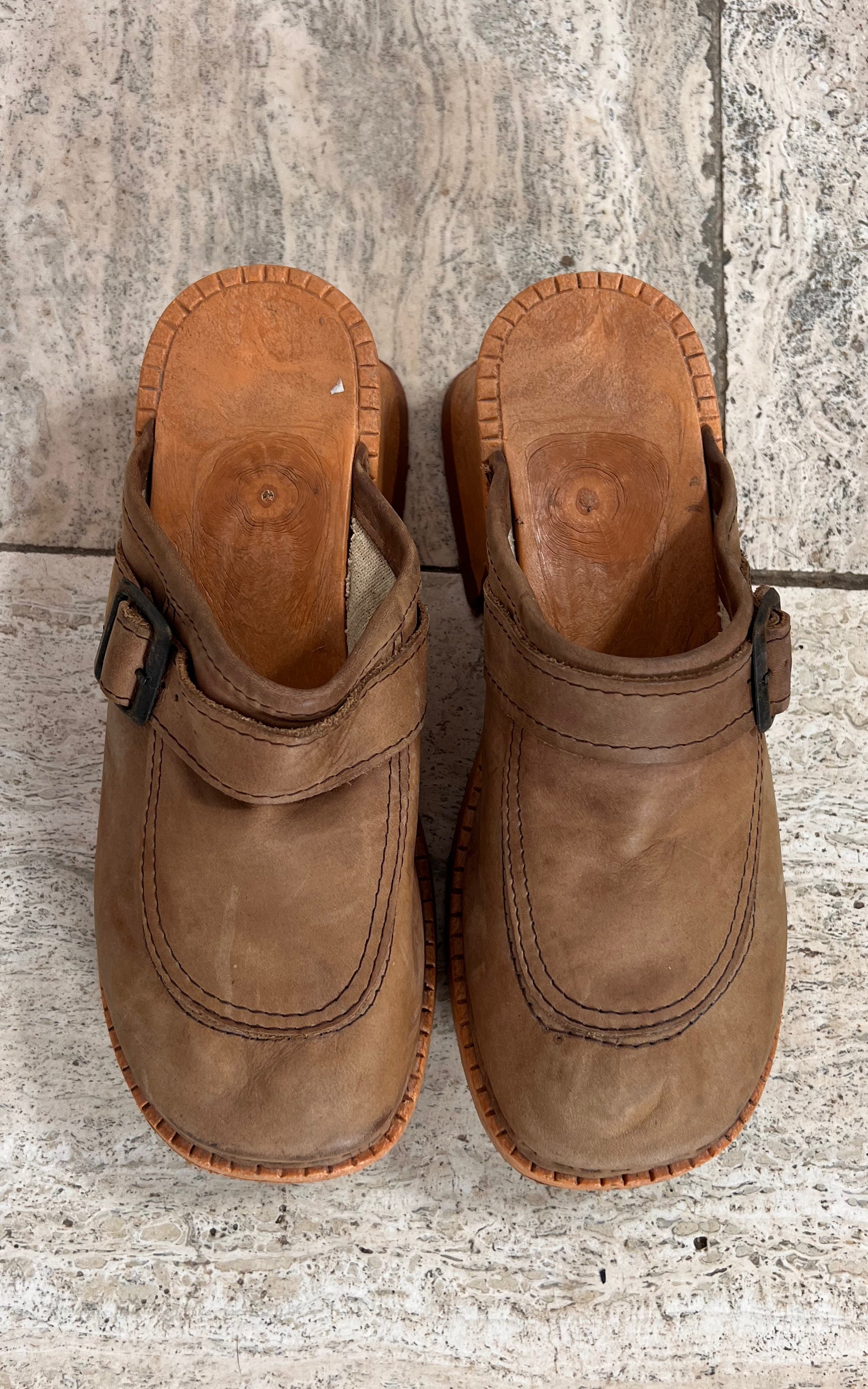 Vintage 70s Clogs 38
