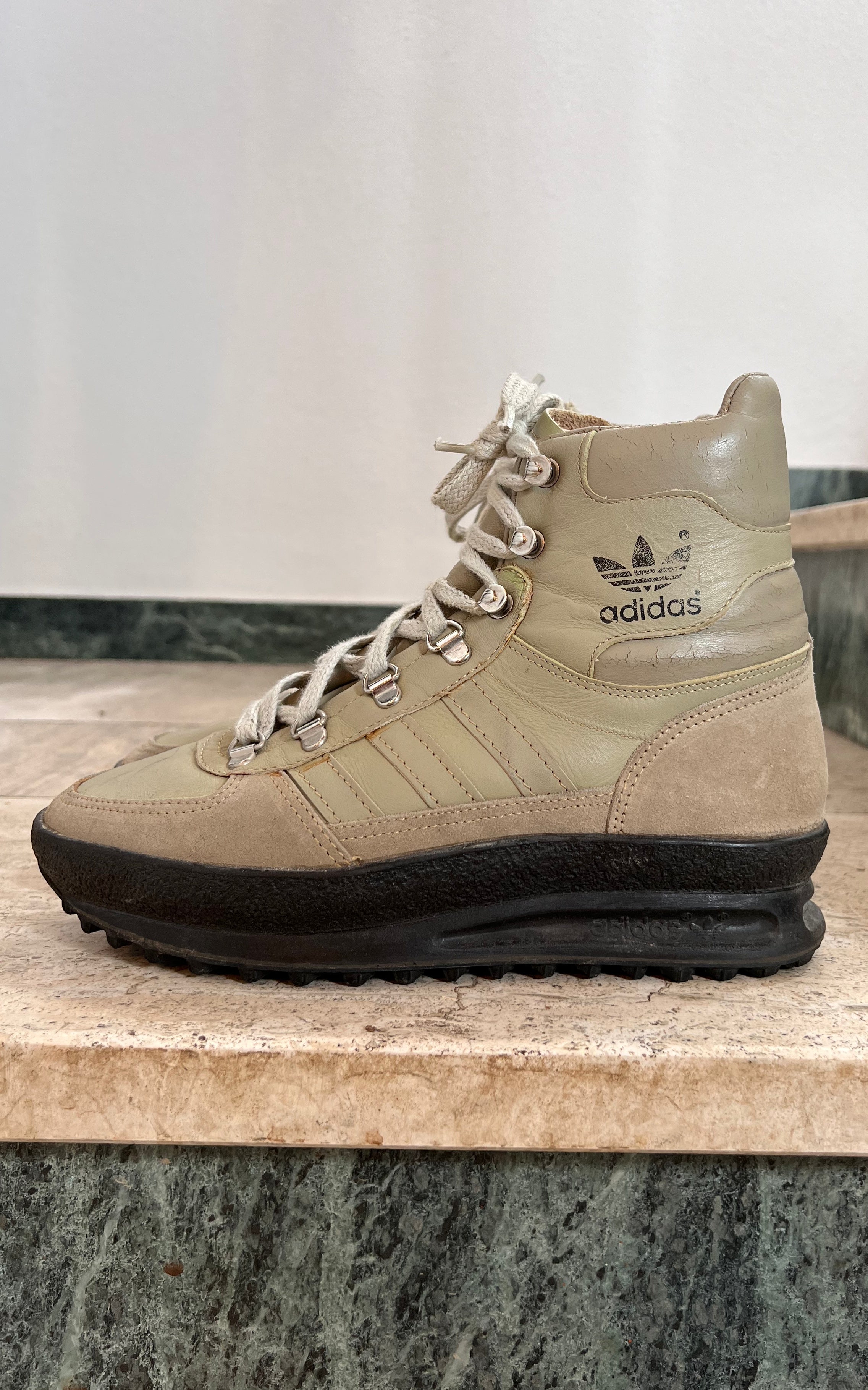Scarponi da trekking Adidas Alaska vintage anni '80, modello 40