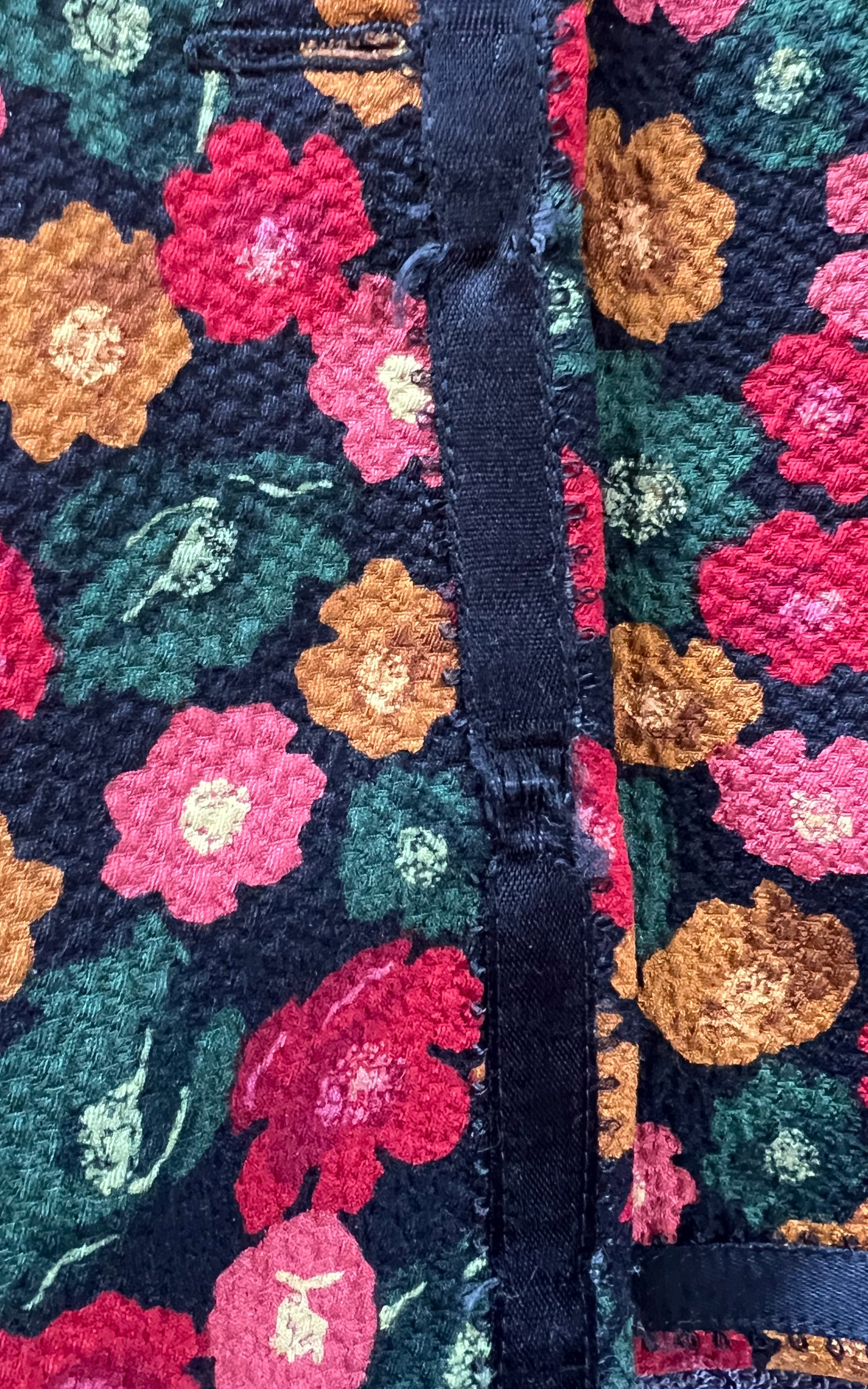 Blazer in seta con fiori vintage