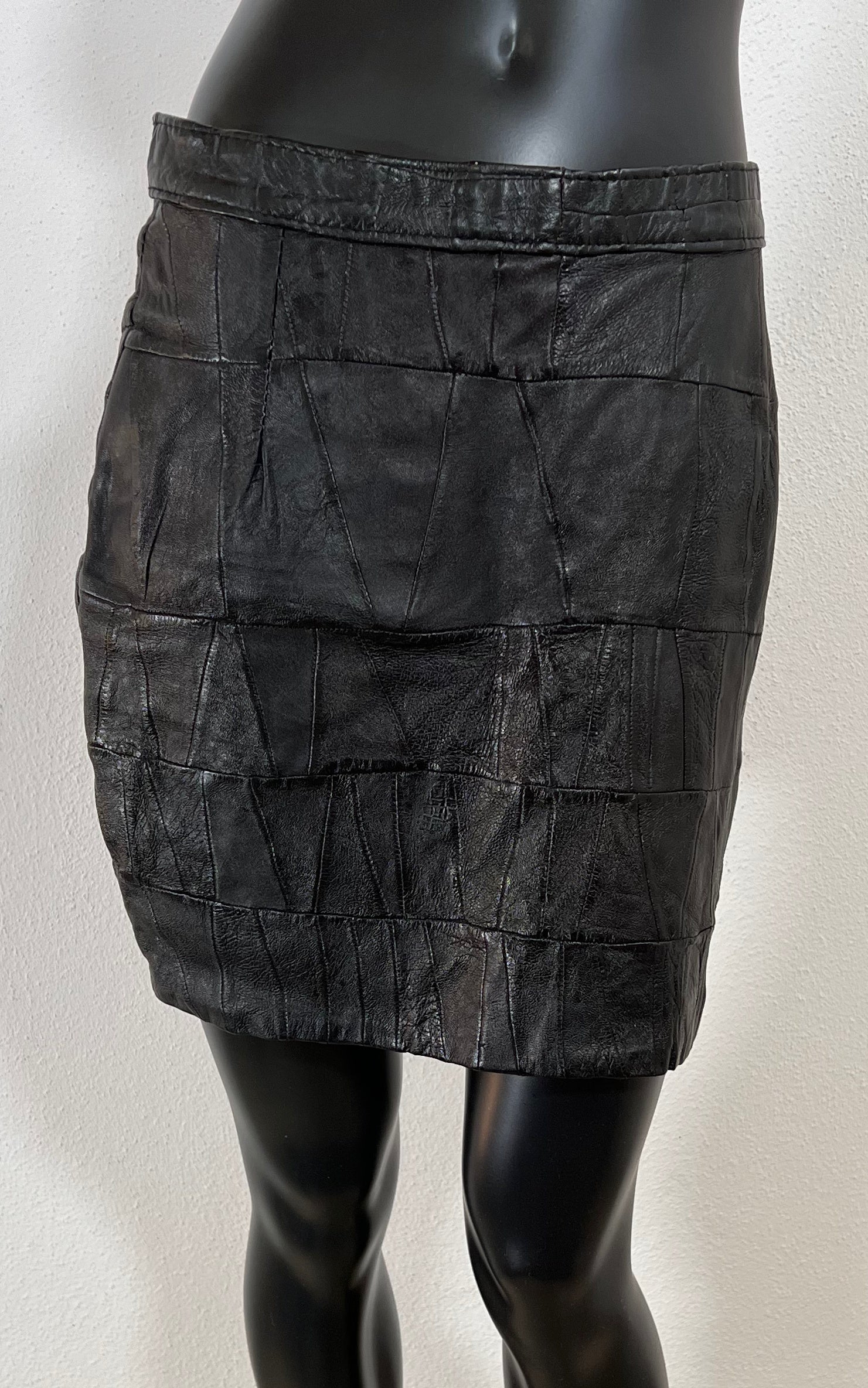 Minigonna in pelle vintage