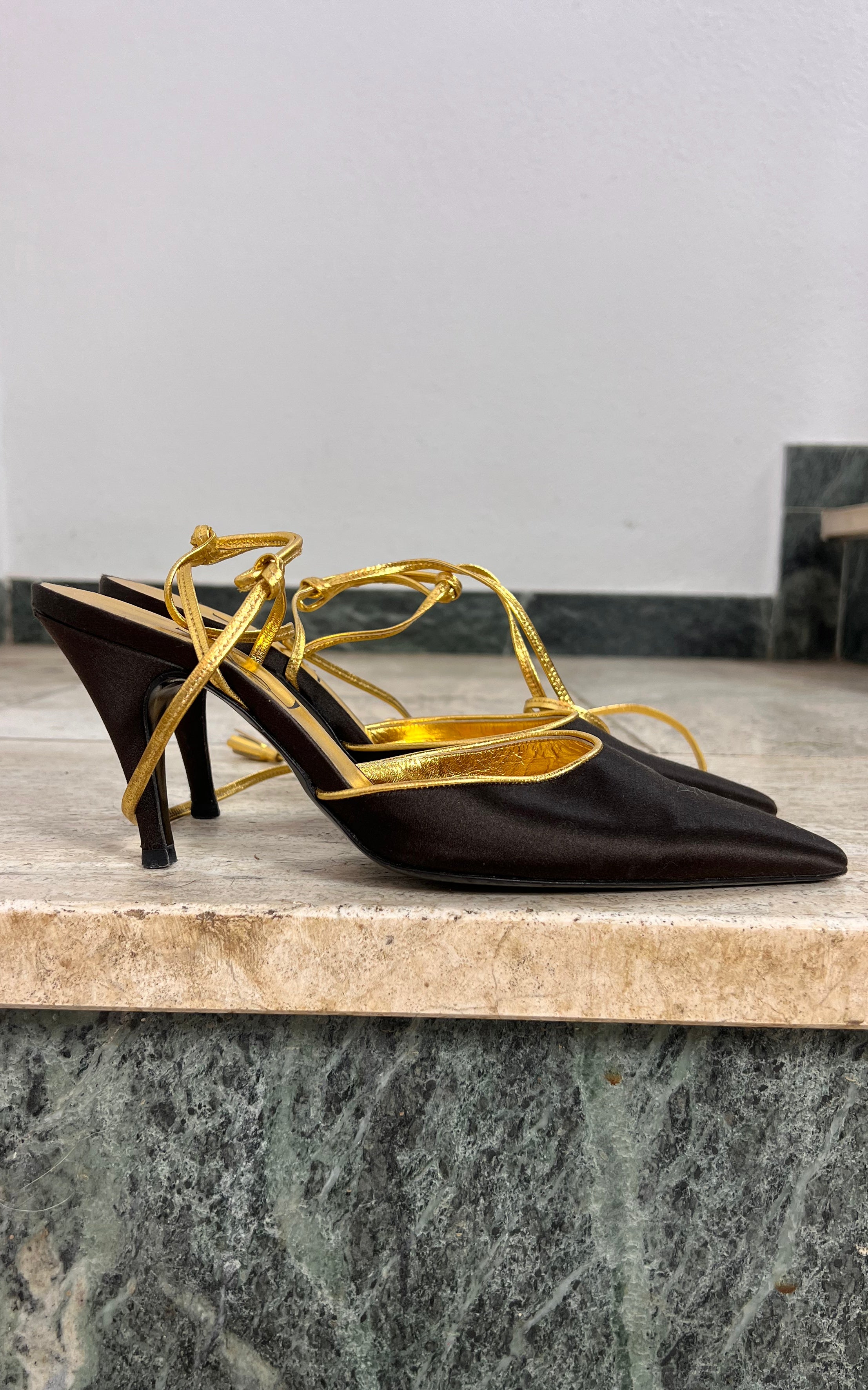 Vintage Yves Saint Laurent Darkbrown Satin Pumps 37