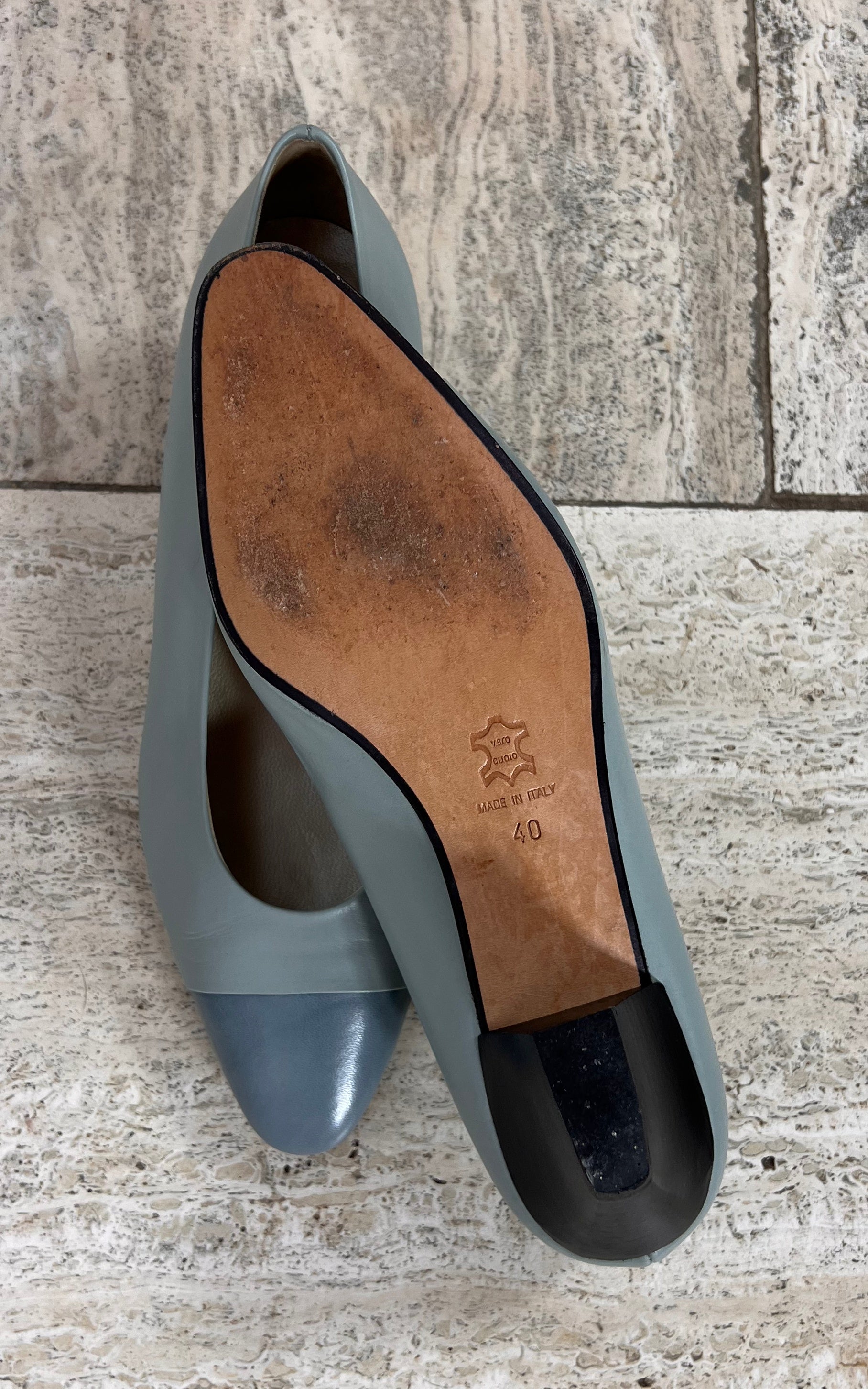 Vintage Elegance Paris Pumps 40