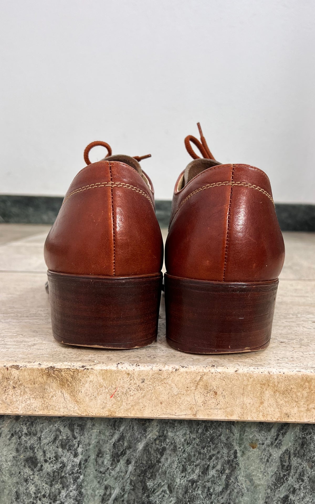 Vintage MENS 1970s Helix Brown Leather Lace-Up Shoes 43