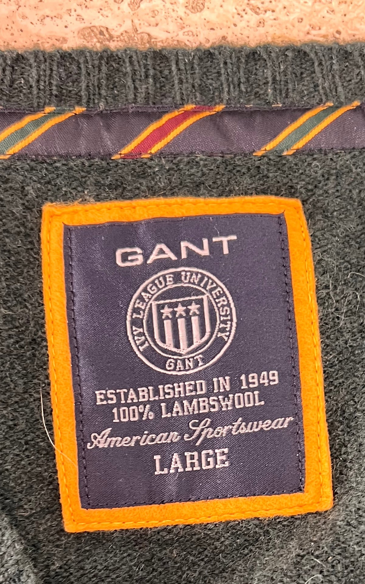 Vintage MENS GANT 100% Lambswool V-Neck Sweater