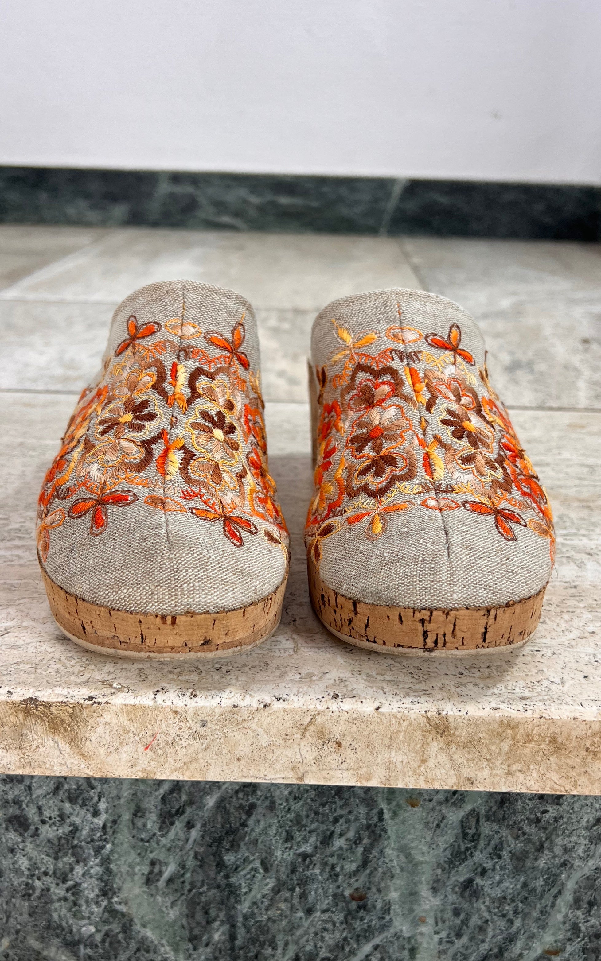 Vintage 1970s Embroidered Platform Clogs 38
