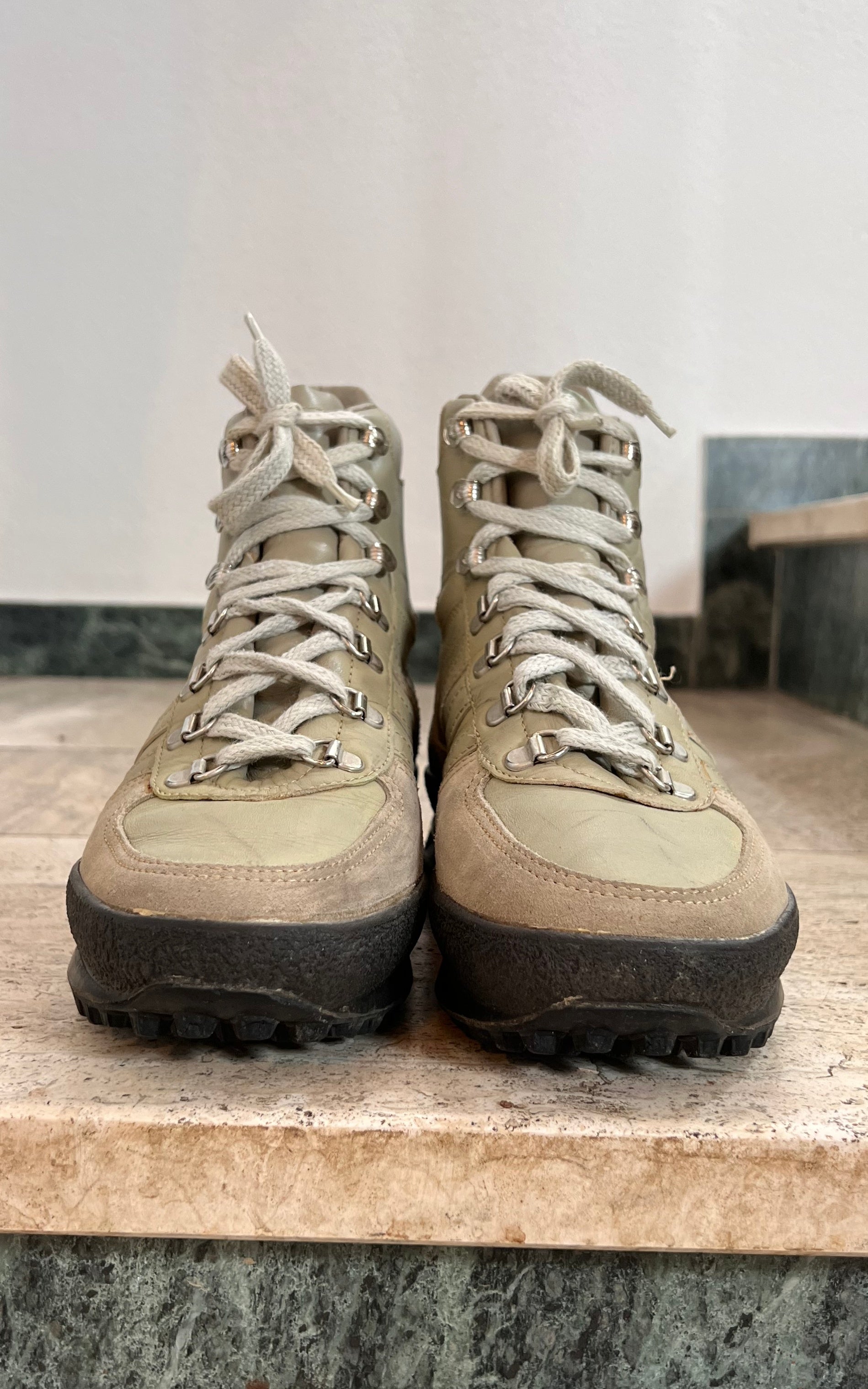 Scarponi da trekking Adidas Alaska vintage anni '80, modello 40